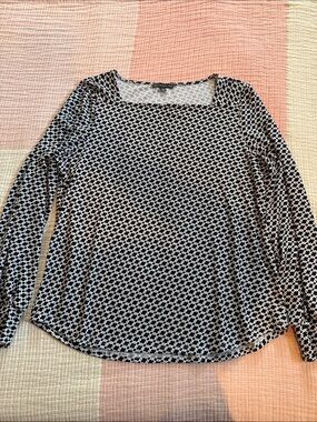 Adrianna Papell long sleeve top